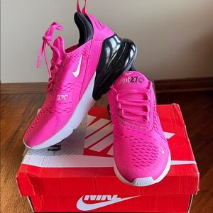 BNIB- Nike Kids Air Max 270 Fuchsia Sneakers